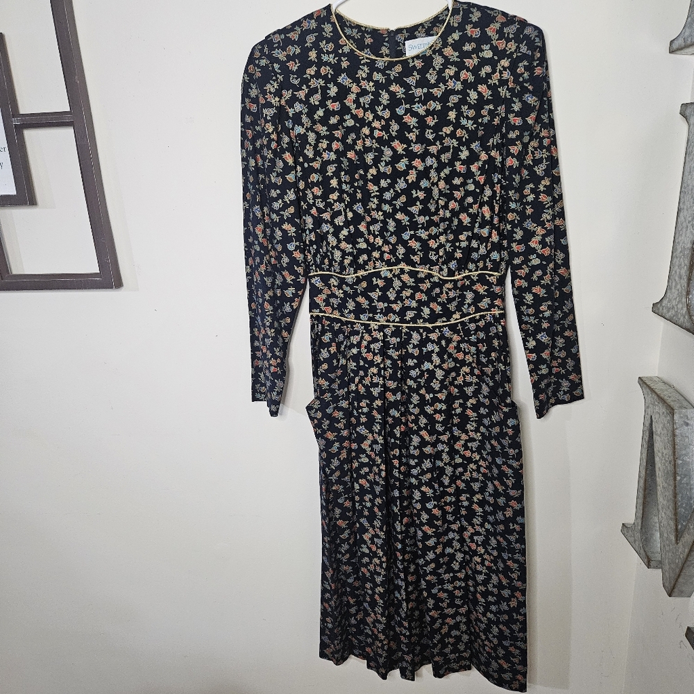 Vintage 80s Sweetbriar Women's Dress Size 10 Floral w/ Pockets